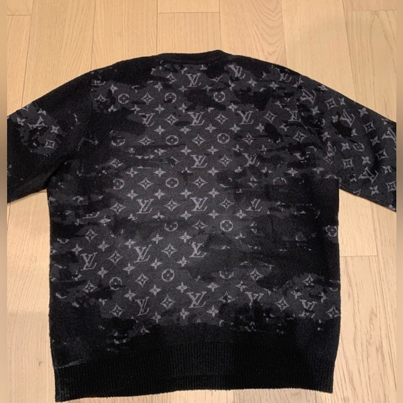 Louis Vuitton monogram black sweater size XL - Picture 2 of 11
